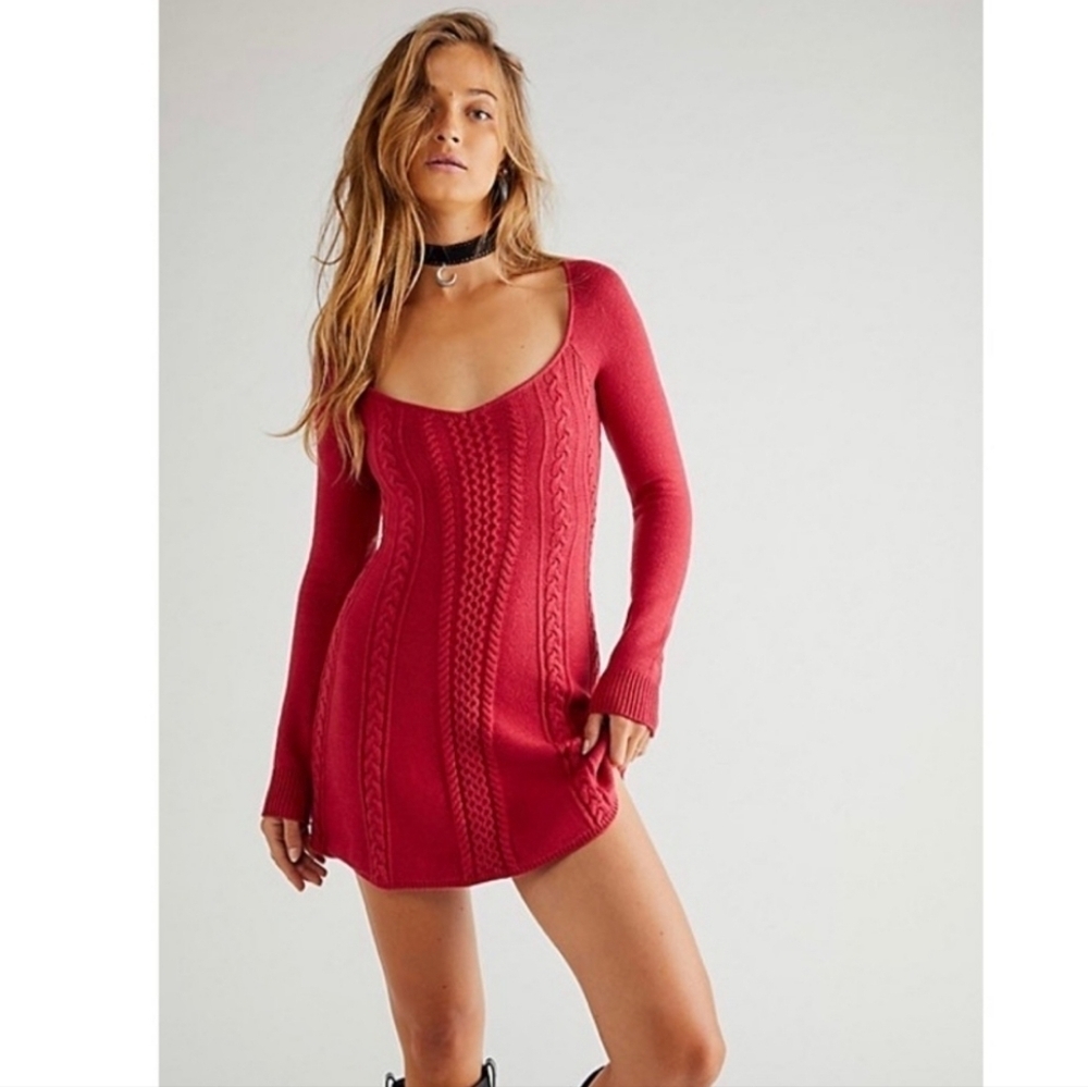 Free People World Cutout Long Sleeve Cable Stitch Sweater Dress. Size S